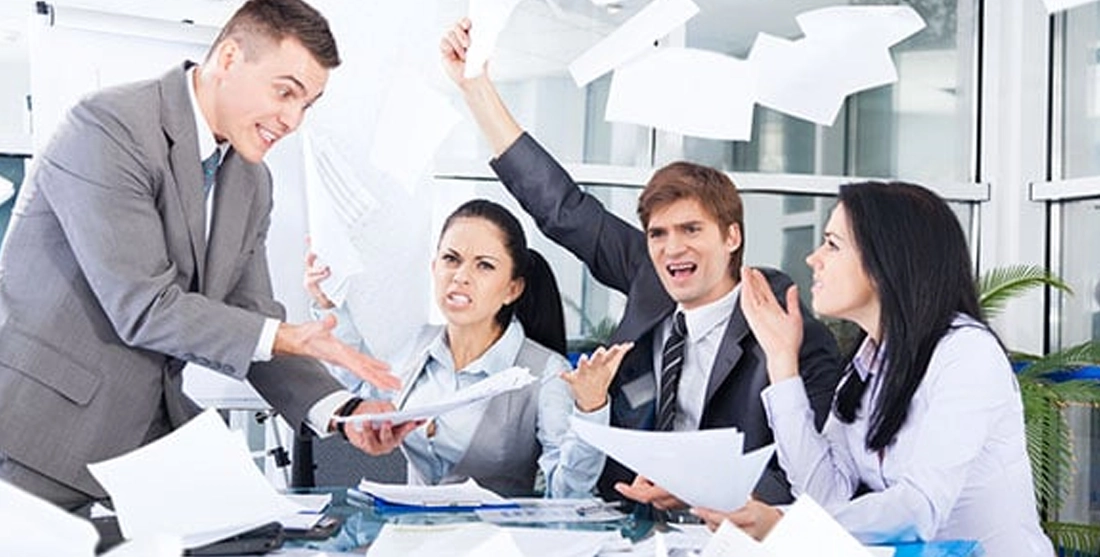 Determinar tu expectativa salarial es importante cuando buscas empleo, ya que te ayuda a negociar de